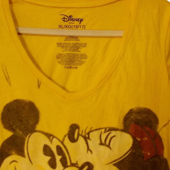 Disney - 2 Vintage Mickey & Minnie Tee Shirts, Both XL Junior's, Short... - Picture 5 of 15